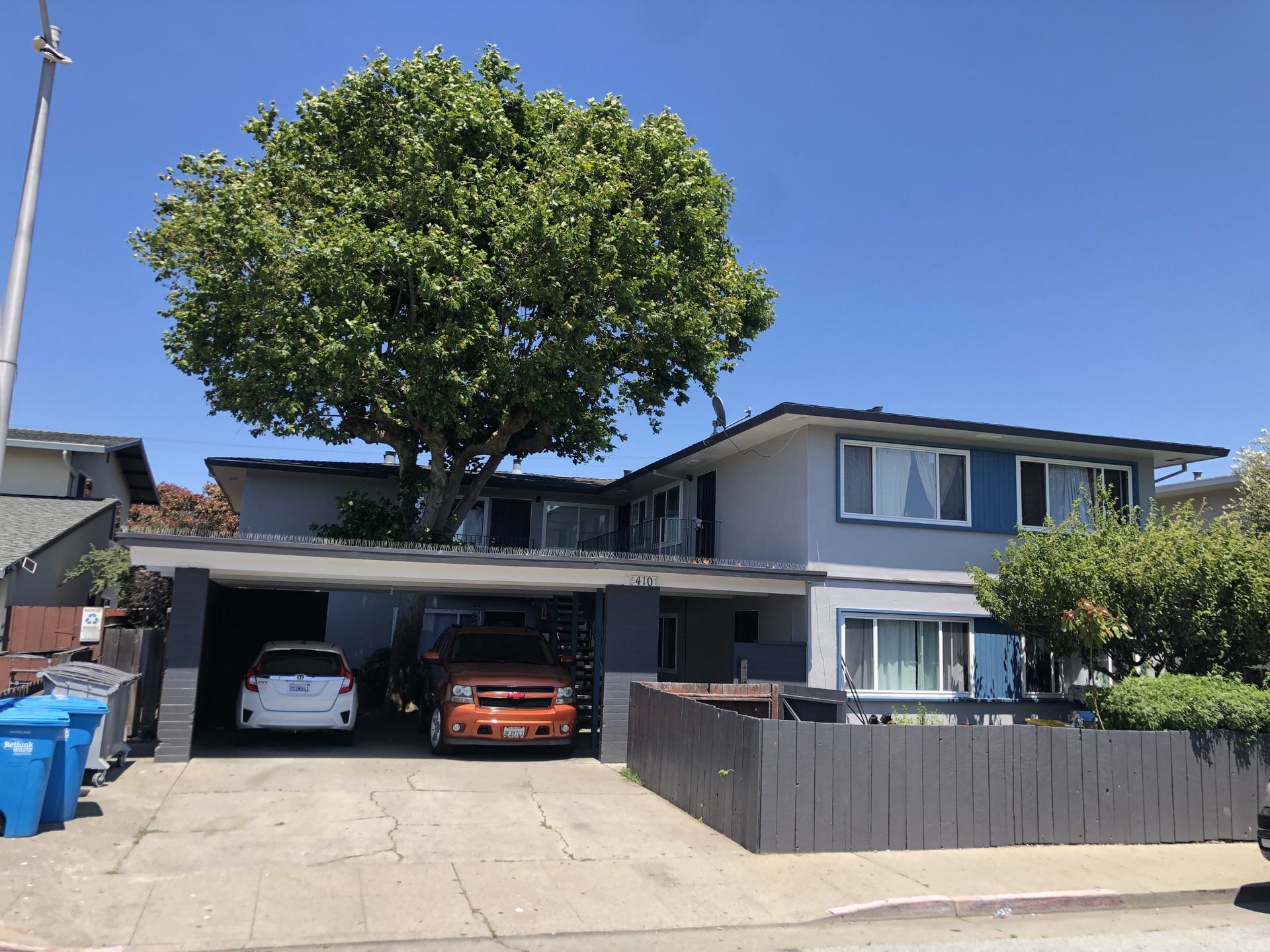 Real estate listings in San Mateo
