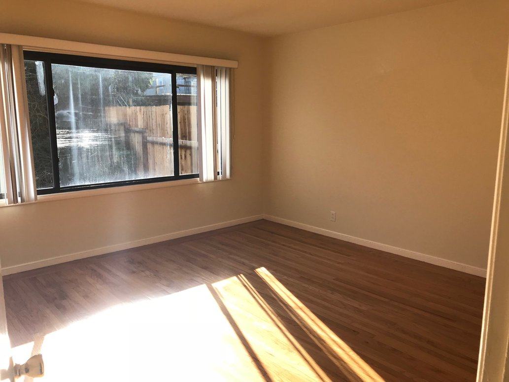 Real estate listings in Daly City