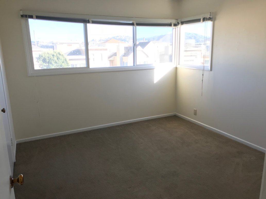 Real estate listings in Daly City