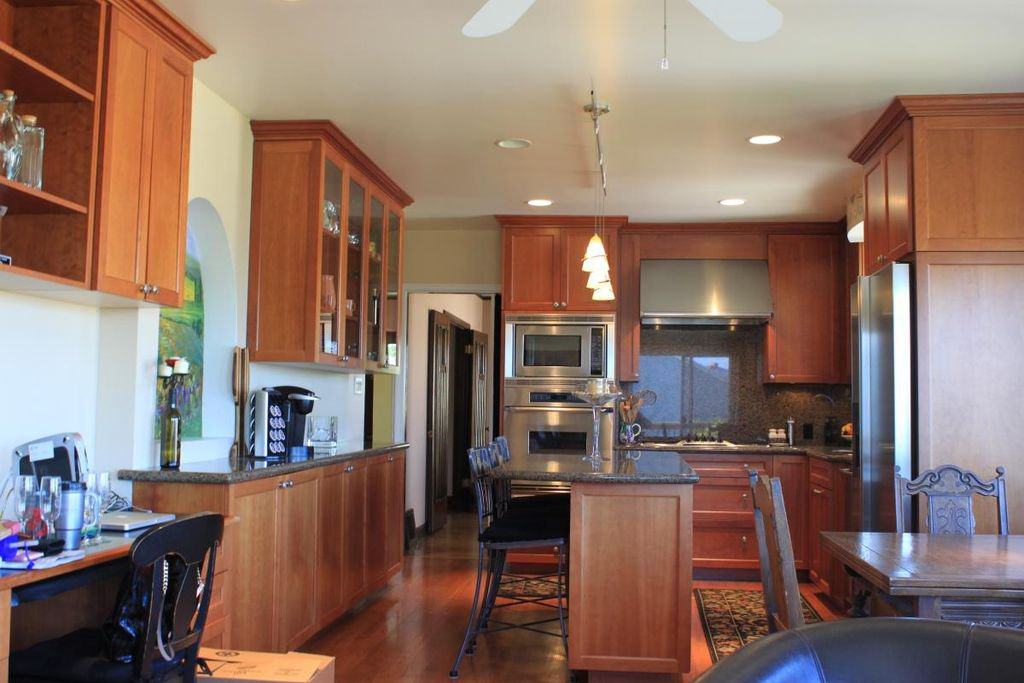 Real estate in Millbrae