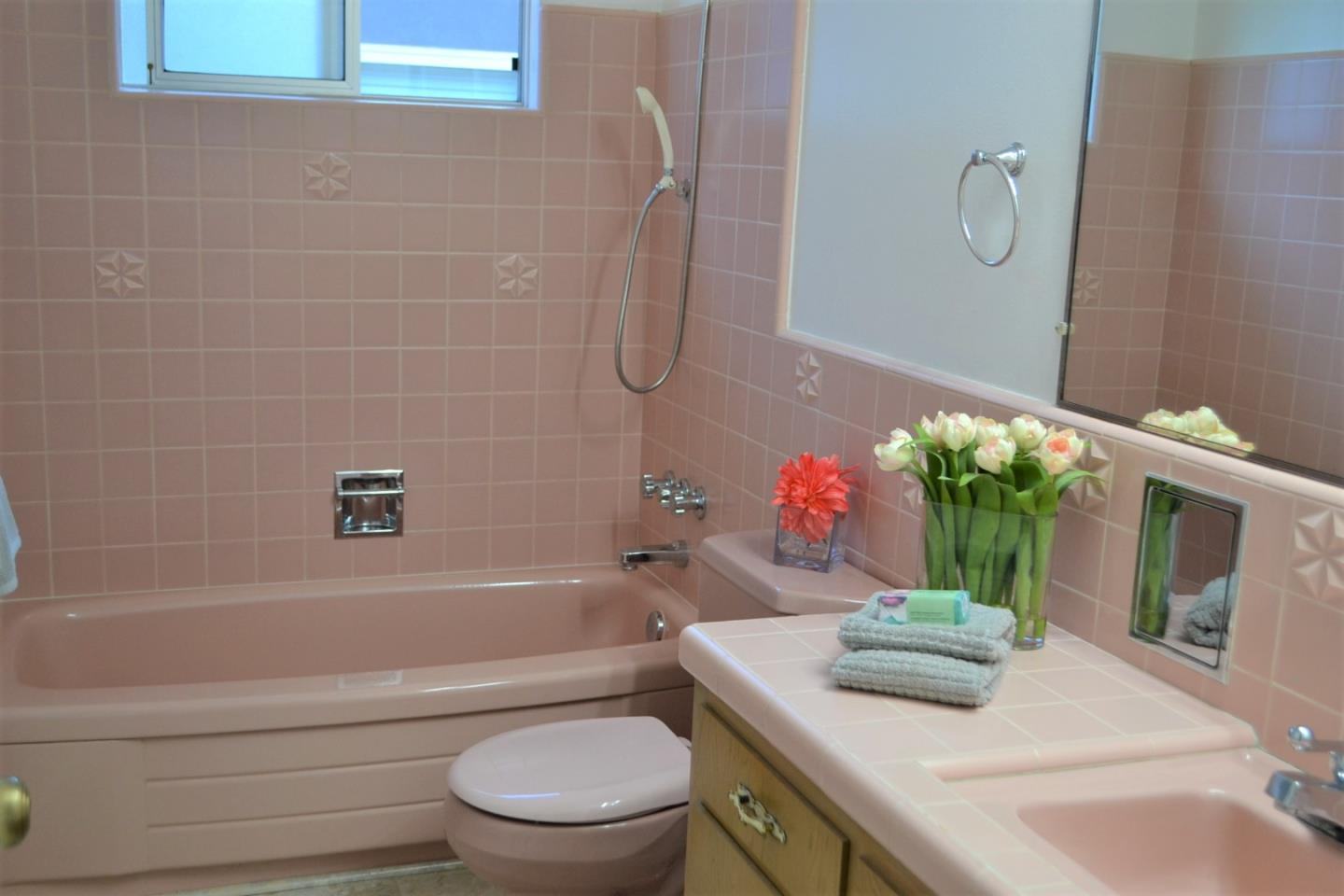 Real estate listings in SAN BRUNO