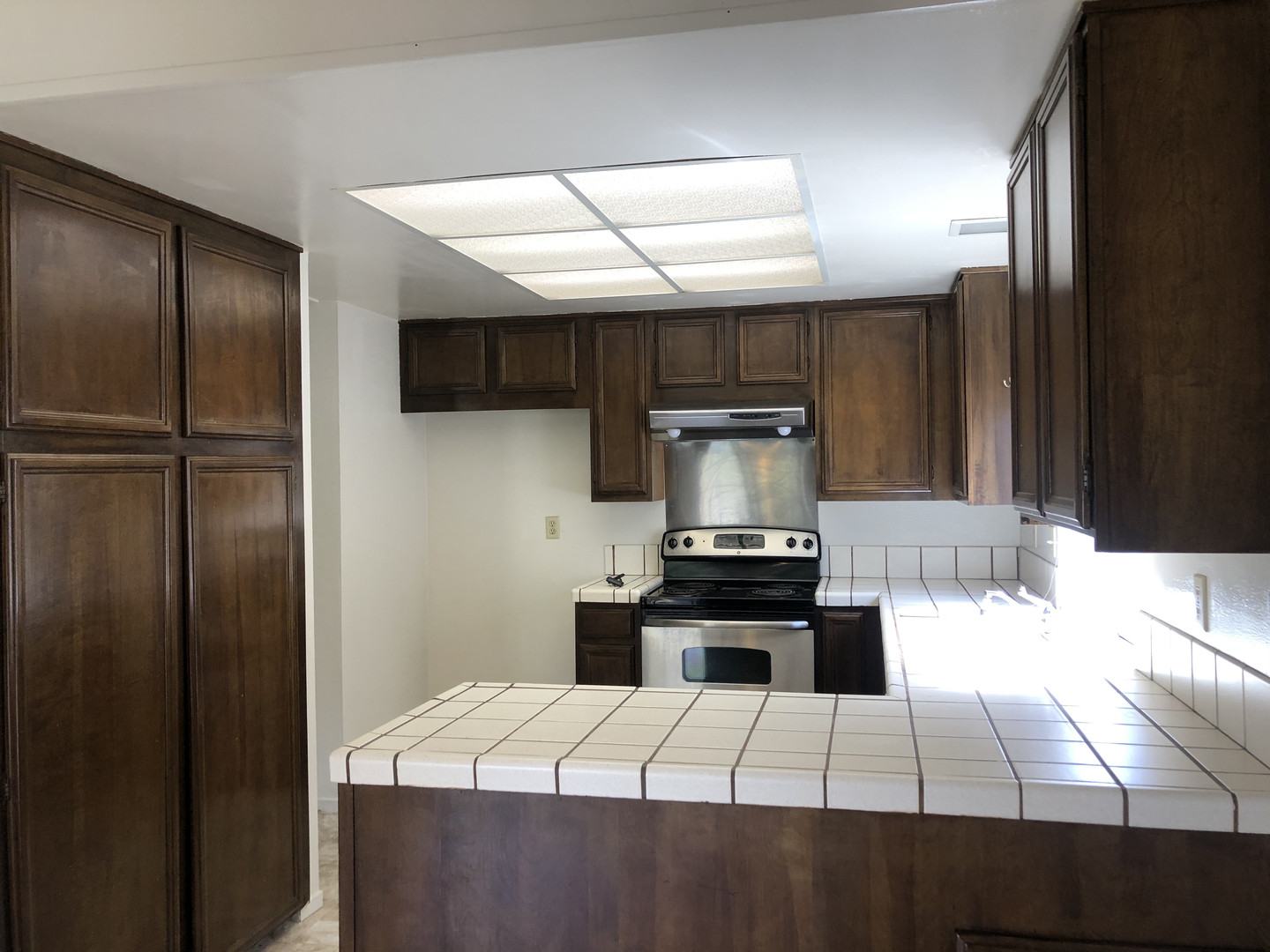 Real estate listings in San Mateo