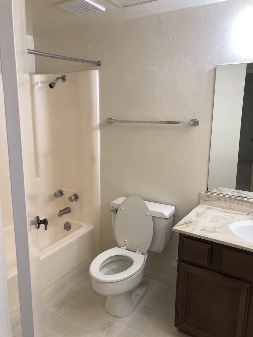 Real estate listings in San Mateo