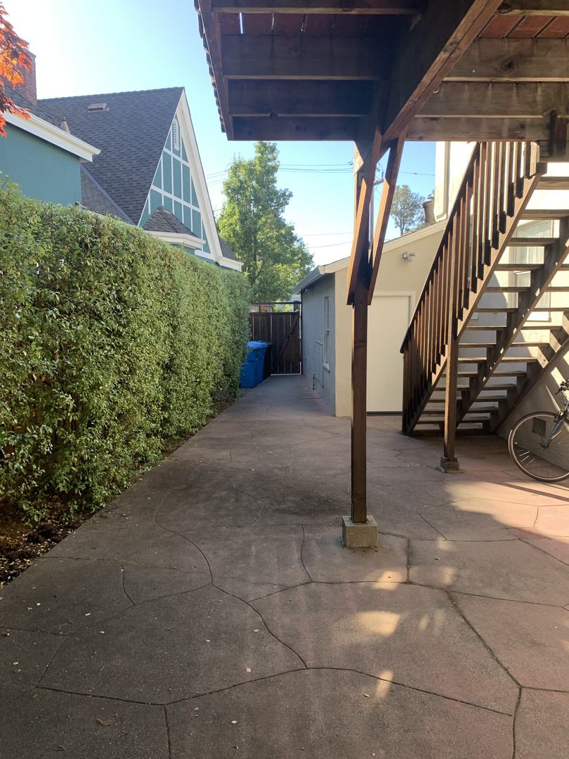 Real estate listings in San Mateo