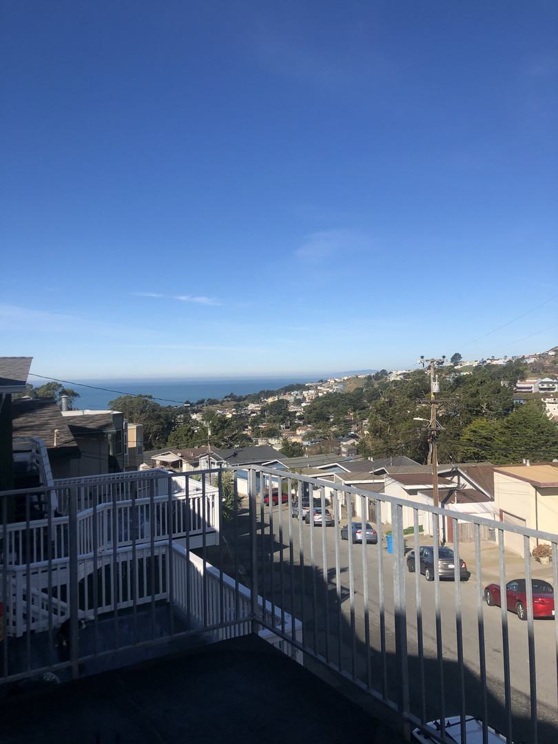 Real estate listings in Pacfifica
