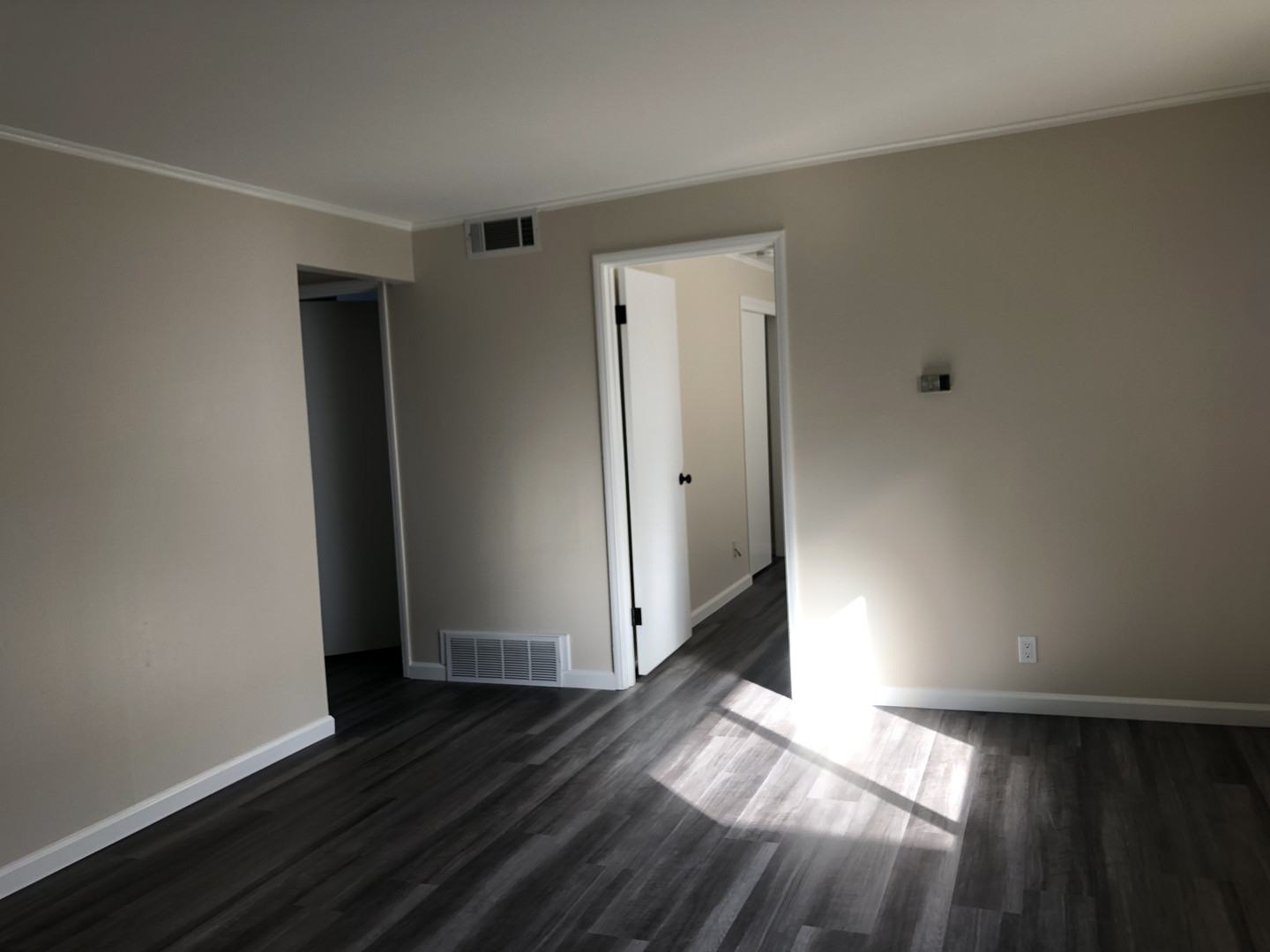 Real estate listings in Burlingame