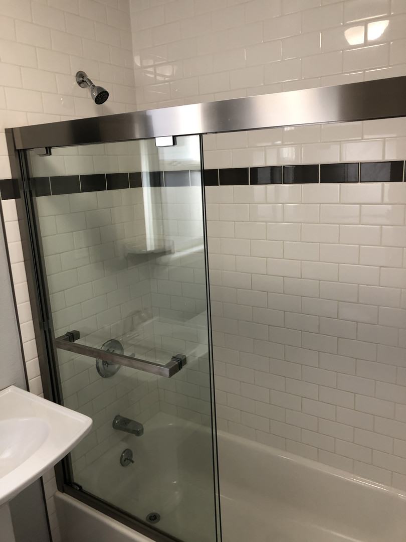 Real estate listings in San Mateo