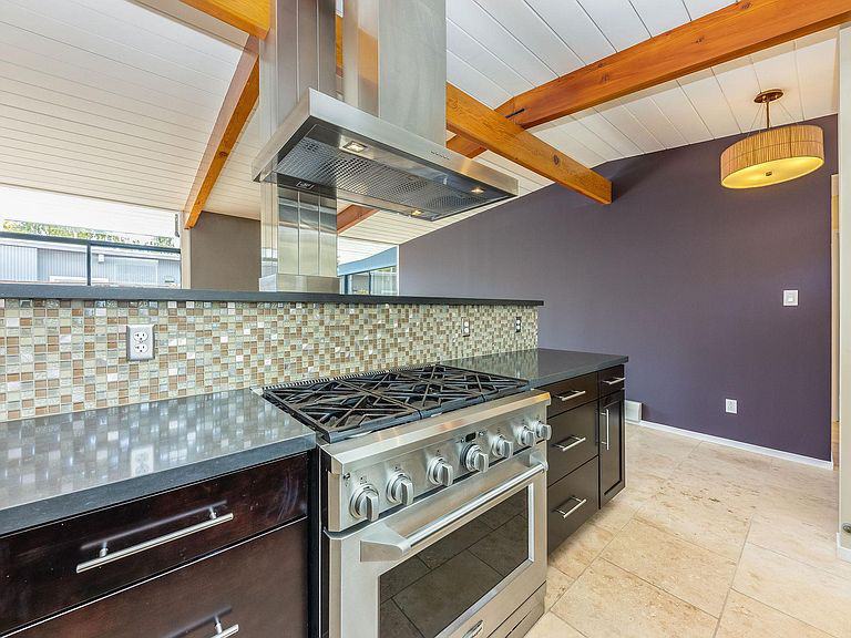 Property Listings in San Mateo