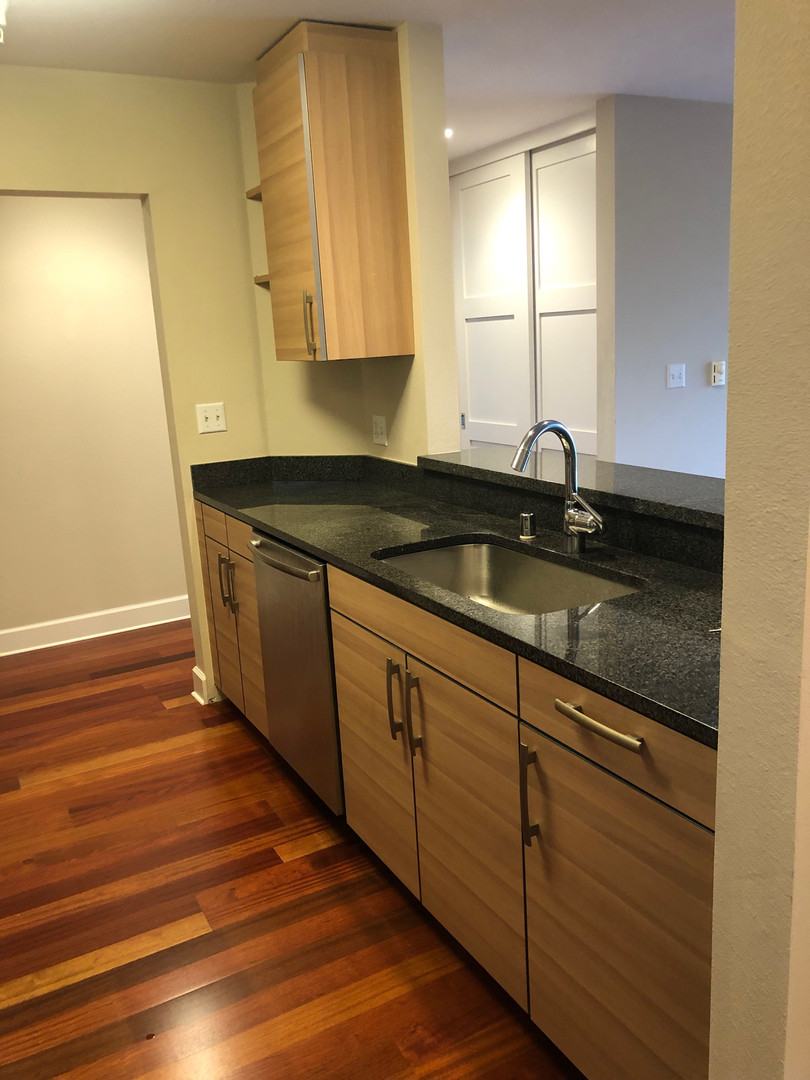 Real estate listings in San Mateo