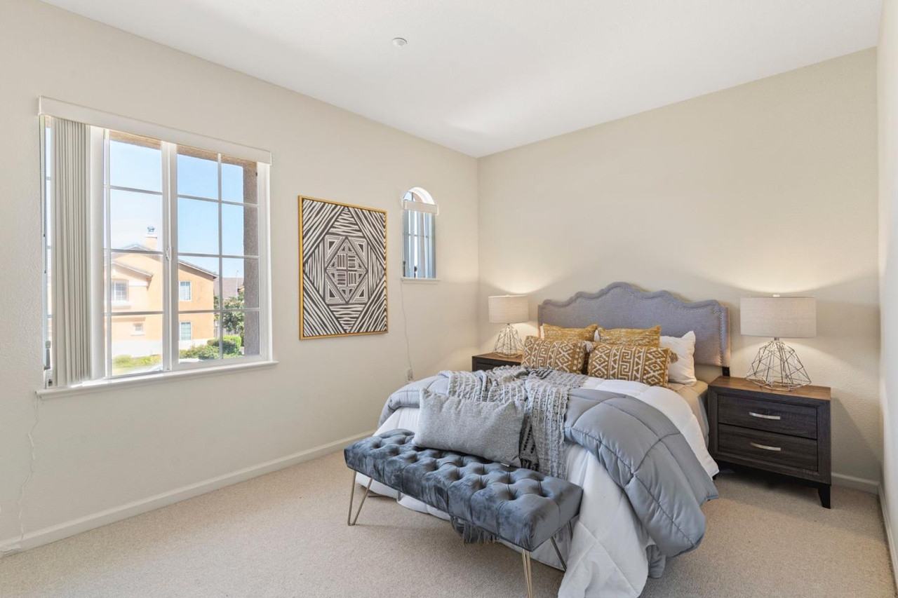 Real estate in Pacifica