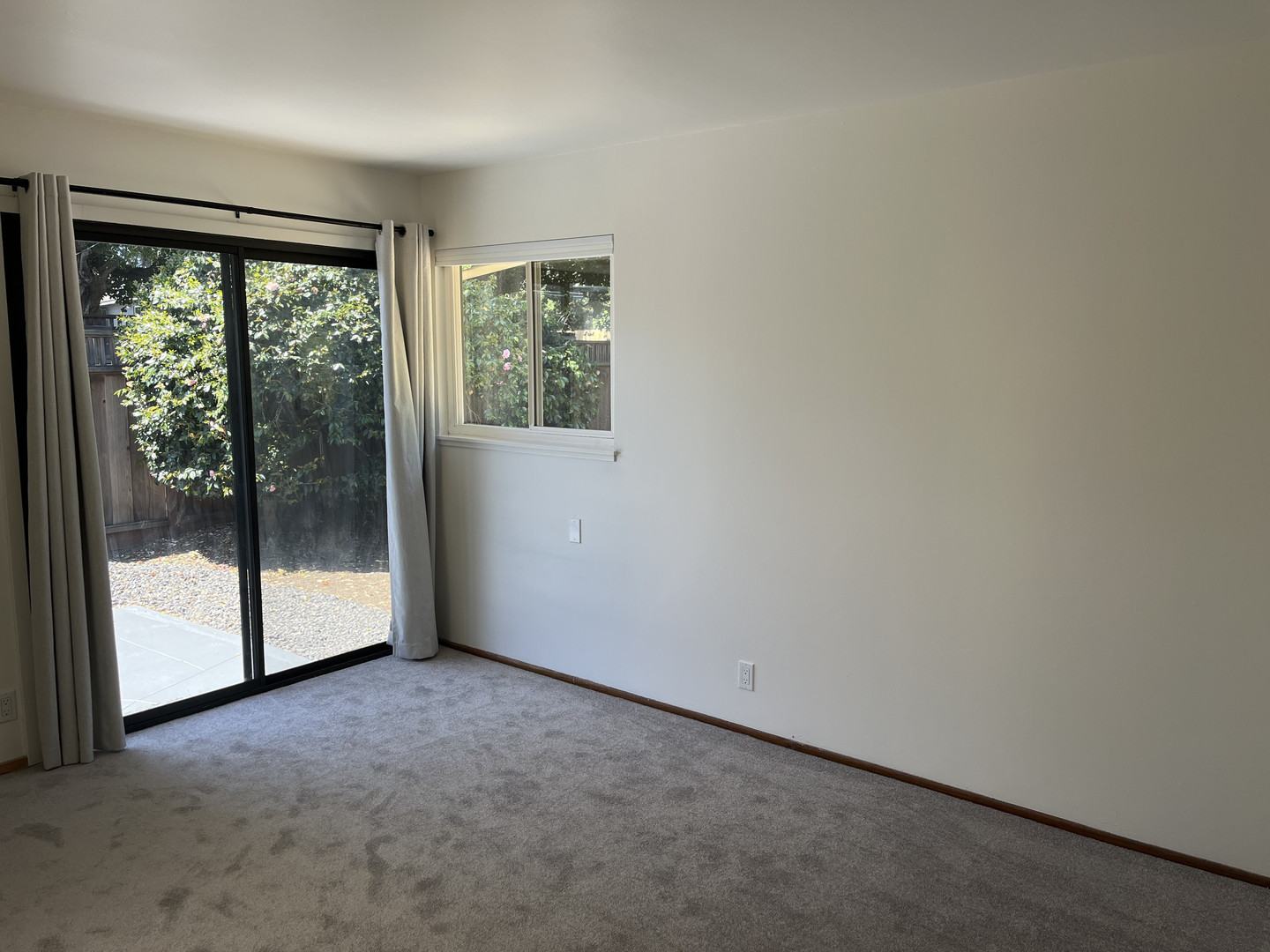 Real estate listings in San Mateo