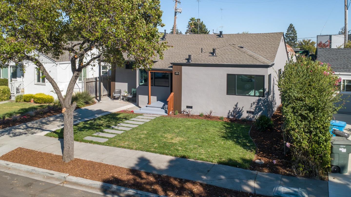 Real estate listings in SAN CARLOS