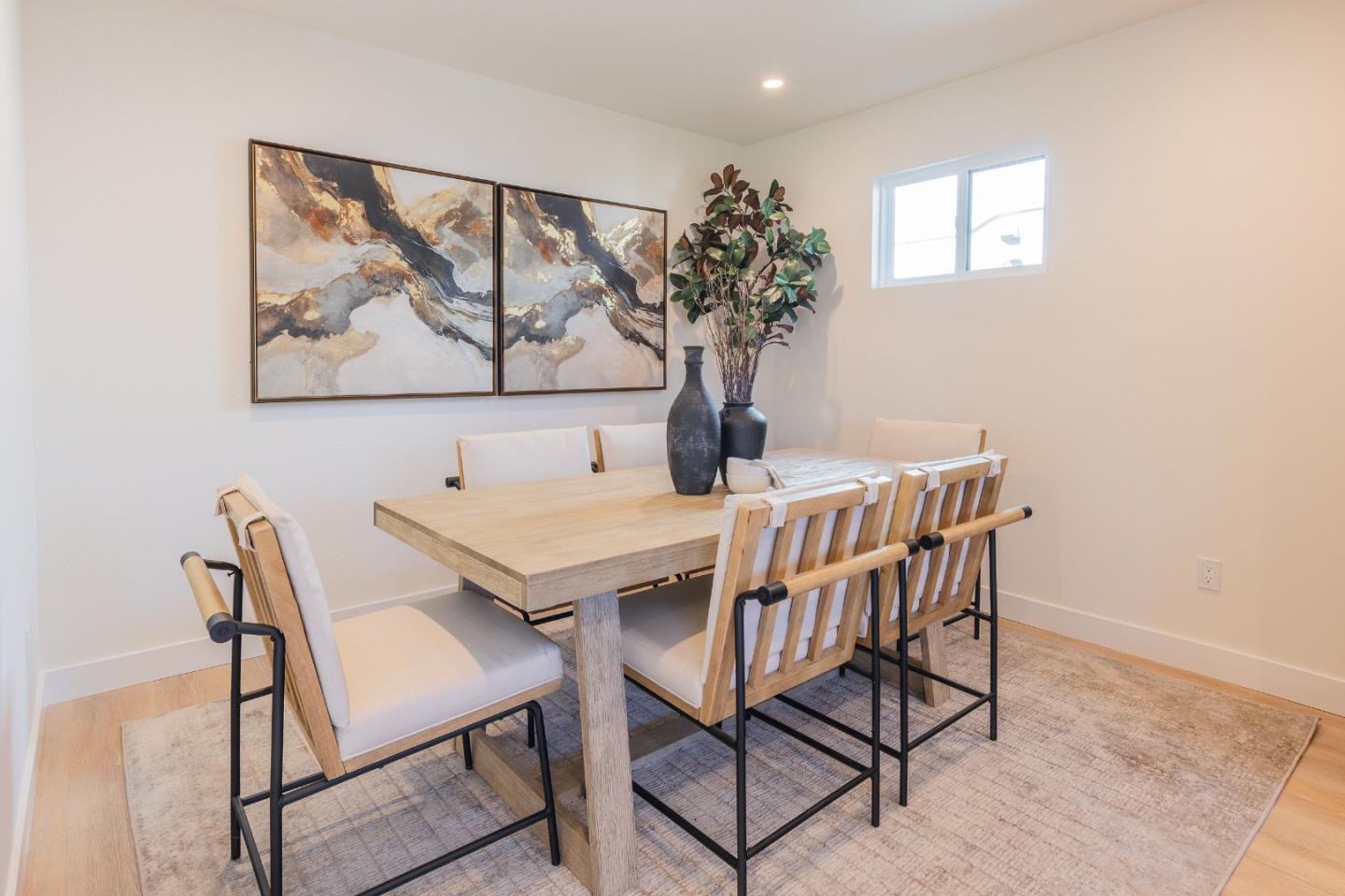 Real estate listings in SAN CARLOS