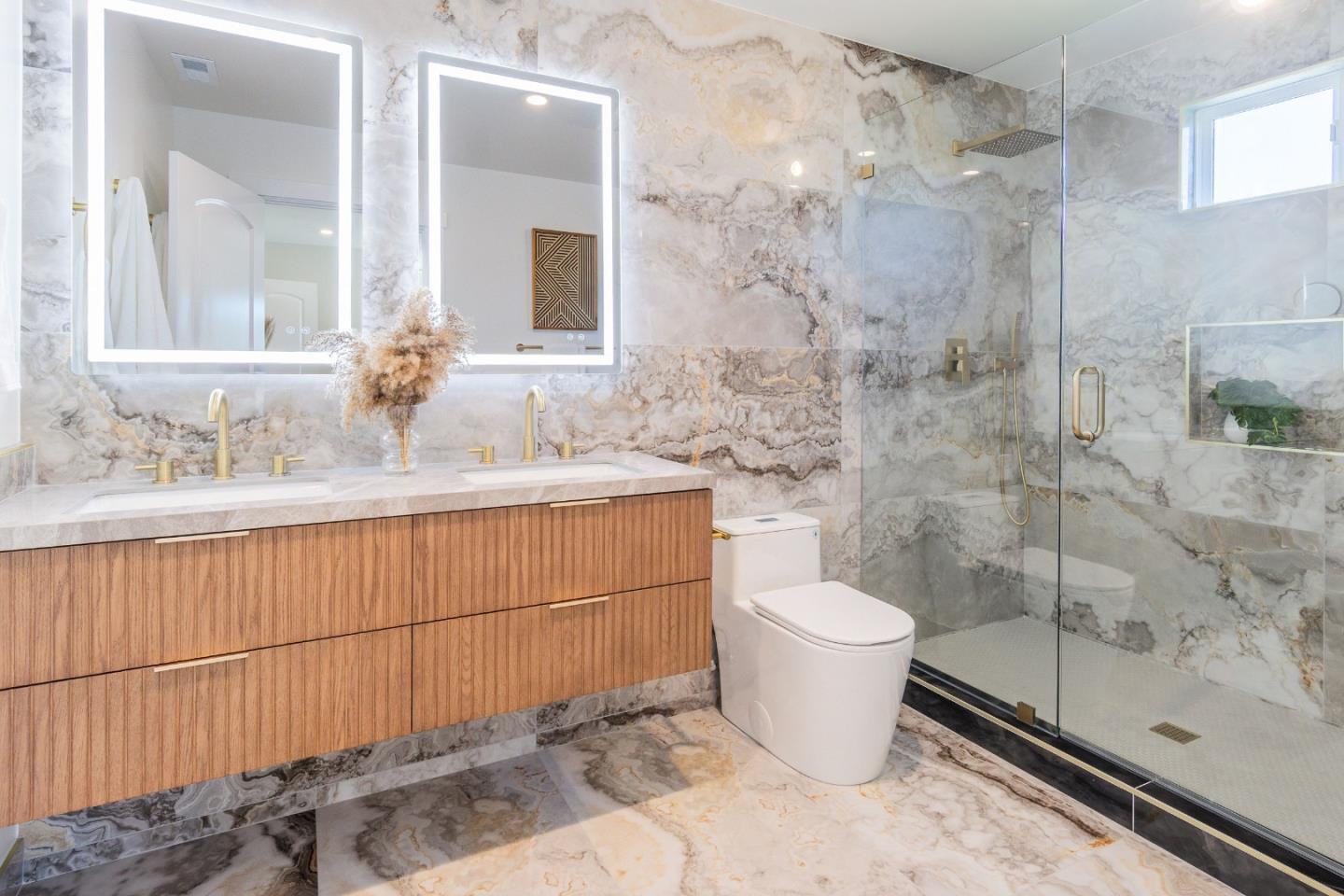 Property Listings in SAN CARLOS