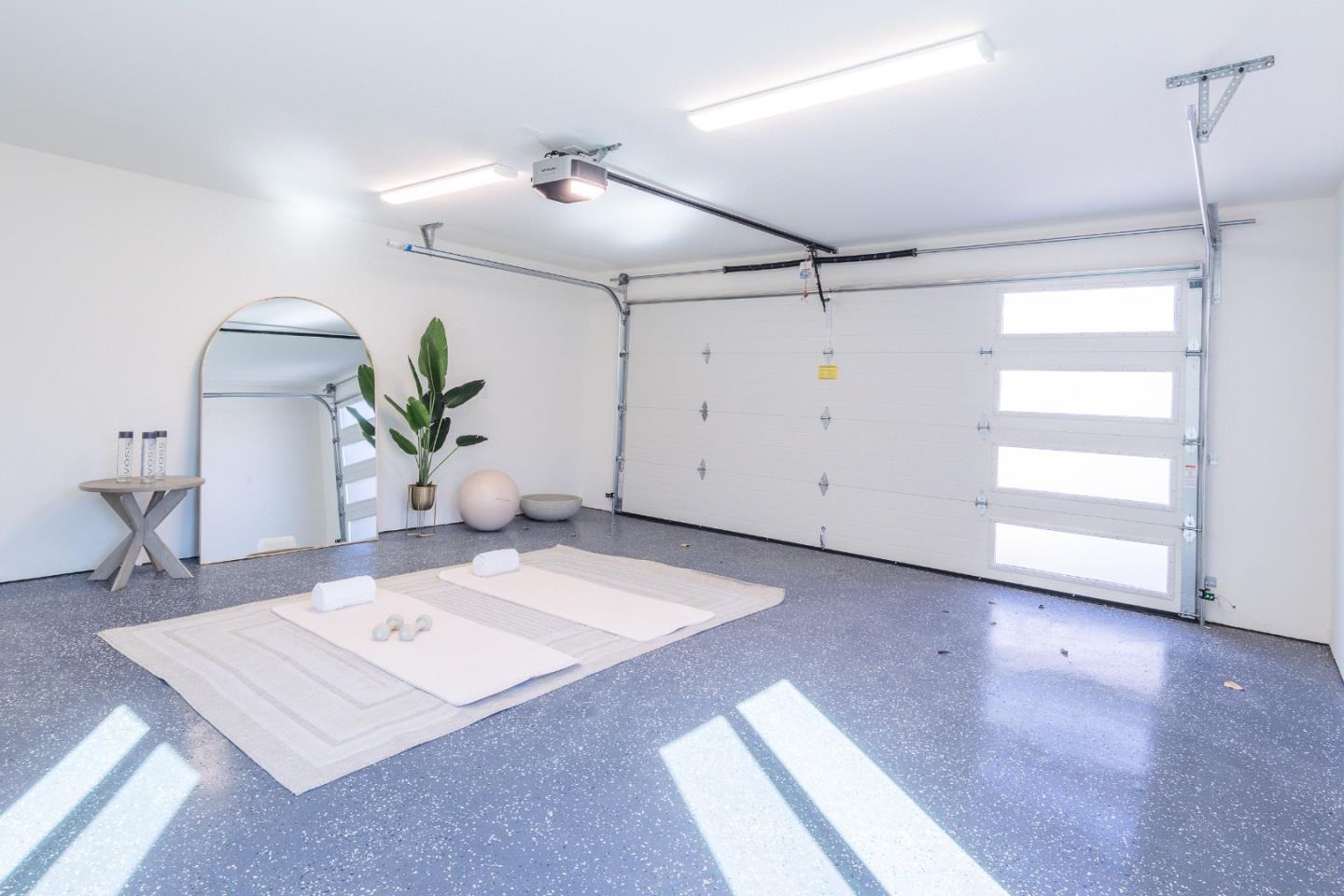 Real estate listings in SAN CARLOS