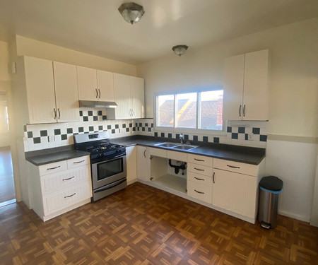 985 Hensley Ave., San Bruno, CA - Thumbnail Image #7