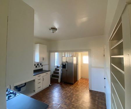 985 Hensley Ave., San Bruno, CA - Thumbnail Image #10