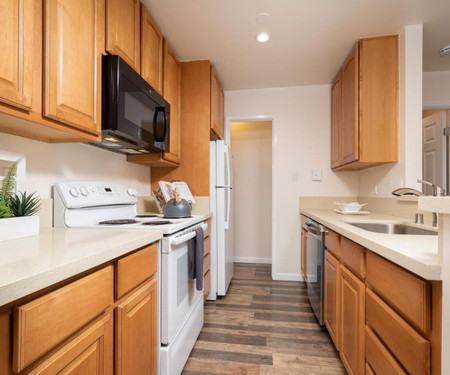 217 Boardwalk Ave C, San Bruno, CA - Thumbnail Image #2
