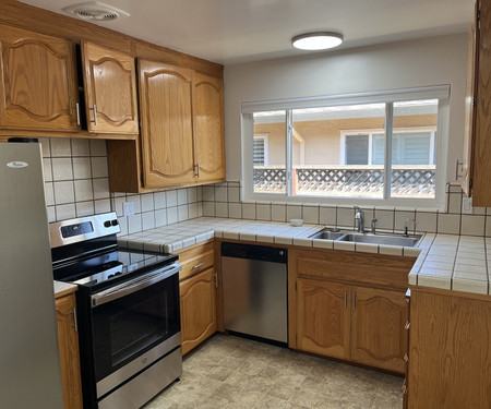 192 Spuraway Dr., San Mateo, CA - Thumbnail Image #9