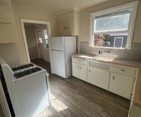 831 N El Camino Real #4, San Mateo, CA - Thumbnail Image #4
