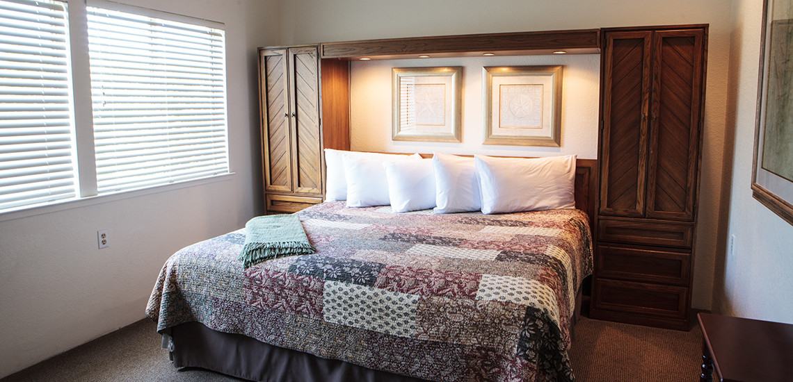Townhouse Master Bed