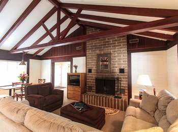 Villa Living Area (3)