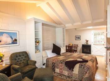 Studio Bedroom