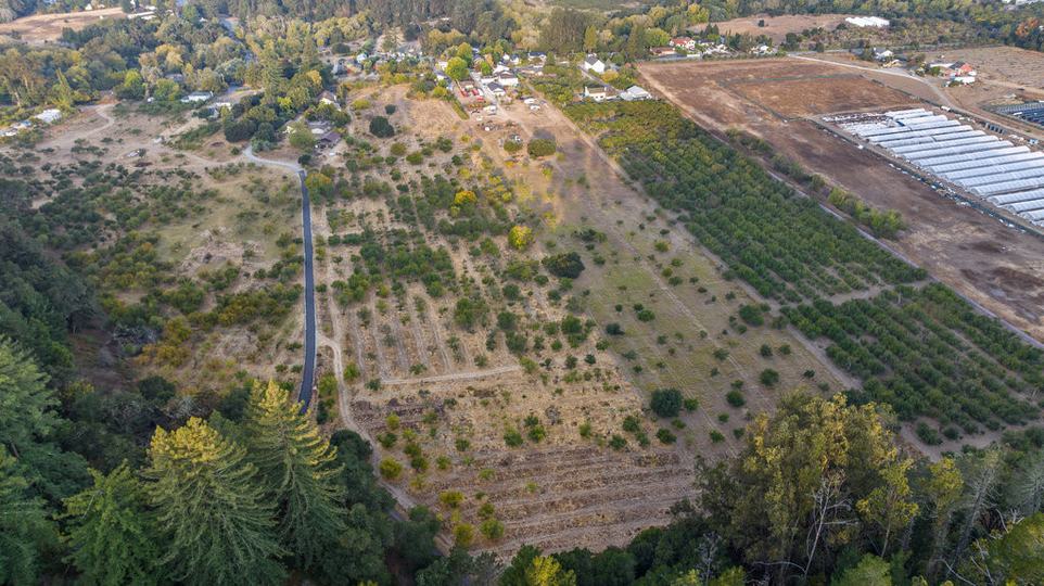 126 Browns Valley RD, Watsonville, CA - Image #2