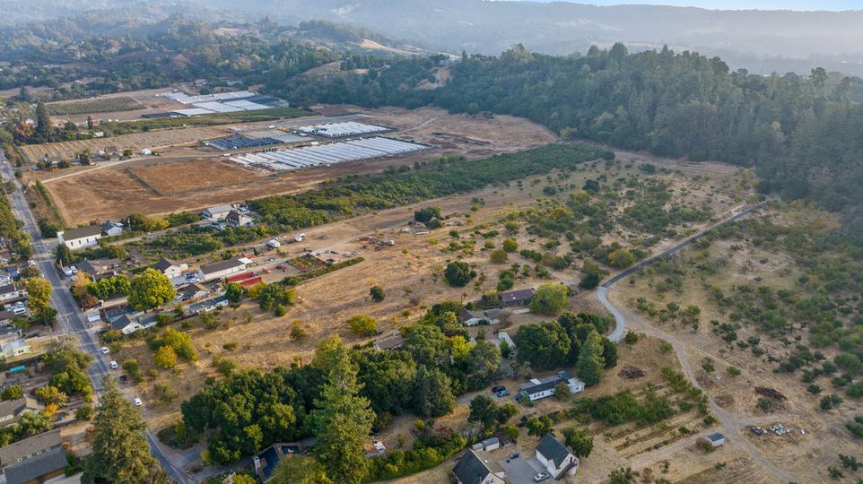 126 Browns Valley RD, Watsonville, CA - Image #5