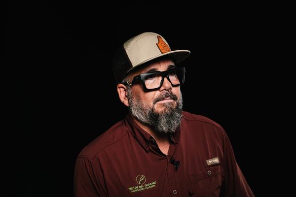Image of Efr&egrave;n David Robles