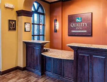 Quality Inn Thunderbird Lodge
