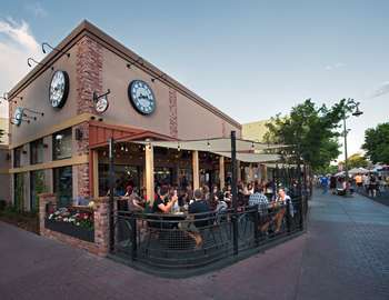 Burgers & Brew Patio