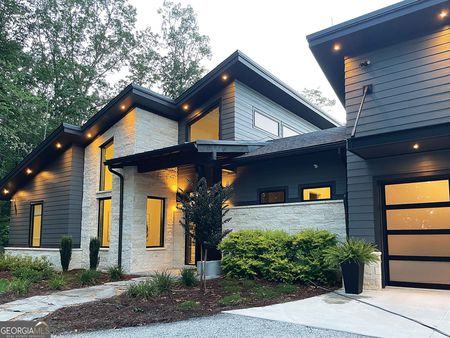 Real Estate Listing Photo - 377 Charmont DR