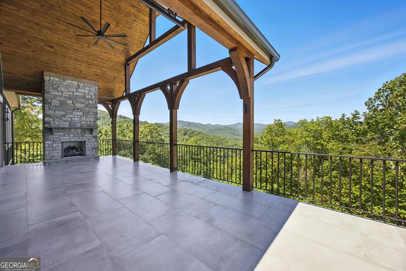 608 Winterberry DR, Clayton, GA - Image #31