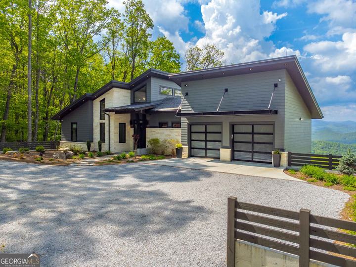 377 Charmont DR, Tiger, GA - Image #3