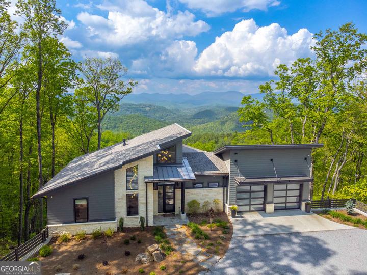 377 Charmont DR, Tiger, GA - Image #4