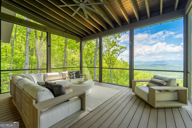 377 Charmont DR, Tiger, GA - Image #11