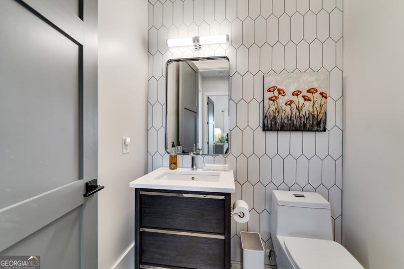 377 Charmont DR, Tiger, GA - Image #23