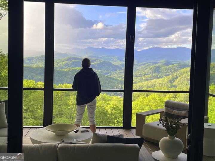 377 Charmont DR, Tiger, GA - Image #57