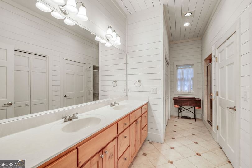 1233 Tame Turkey RD, Lakemont, GA - Image #7
