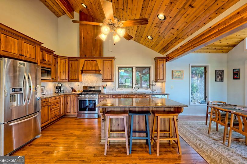 9406 Bridge Creek RD, Tiger, GA - Image #10
