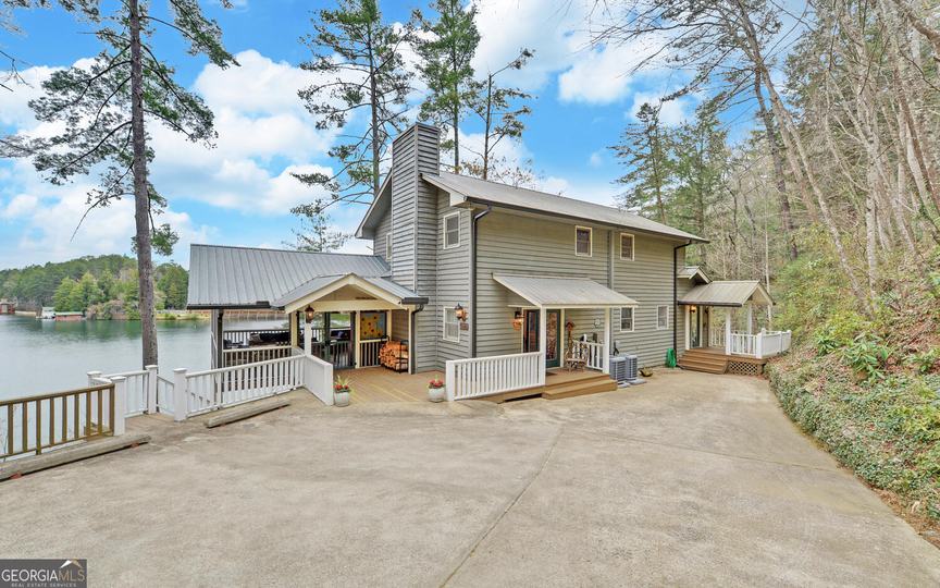 134 Ezzard LN, Lakemont, GA - Image #2