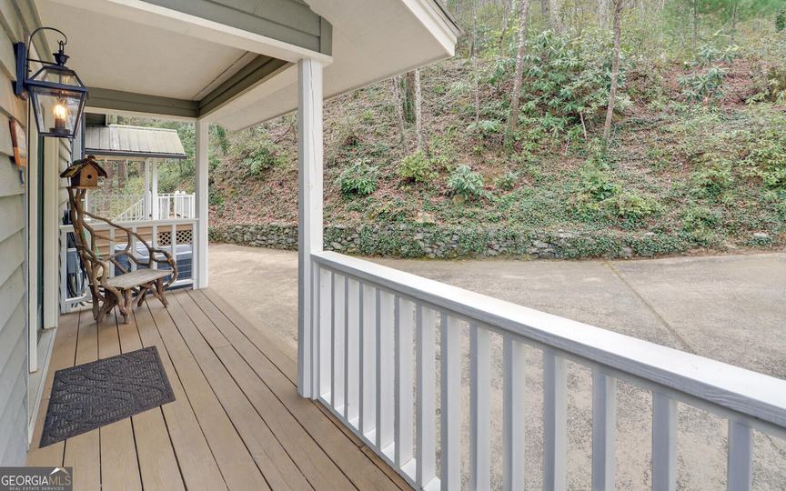 134 Ezzard LN, Lakemont, GA - Image #3