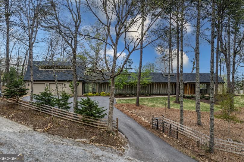 133 Oasis Ridge RD, Lakemont, GA - Image #2