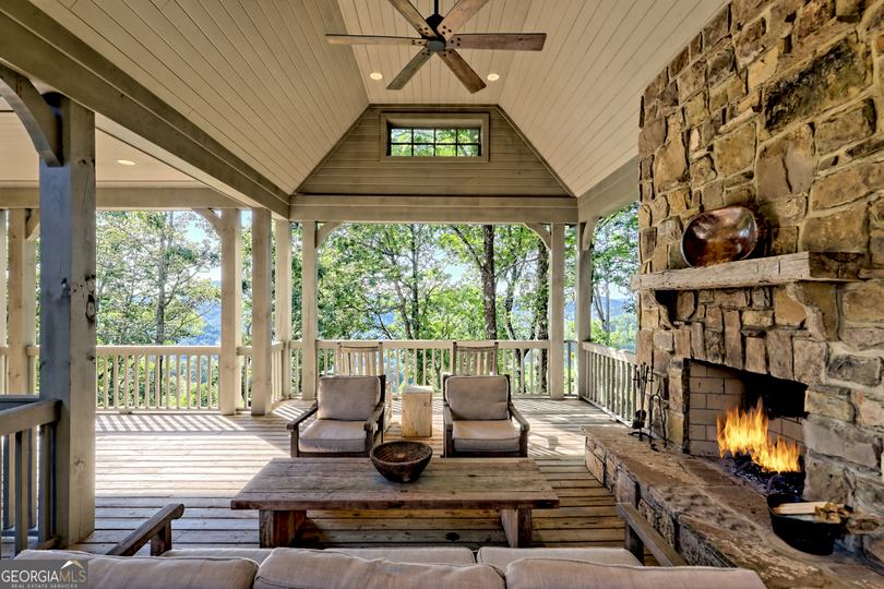 215 Grey Fox Trl, Clayton, GA - Image #3