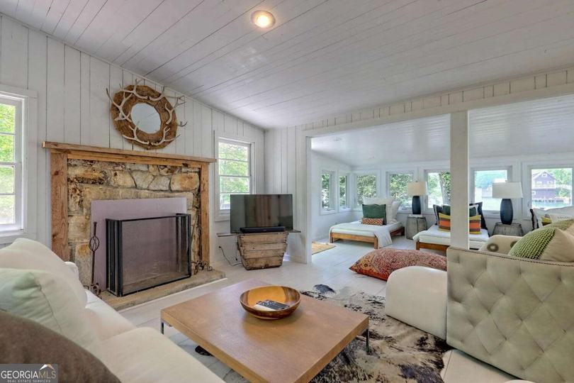 89 Arkansas LN, Tiger, GA - Image #5