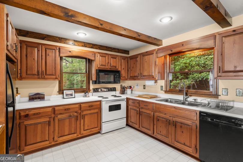 614 Charmont DR, Tiger, GA - Image #32
