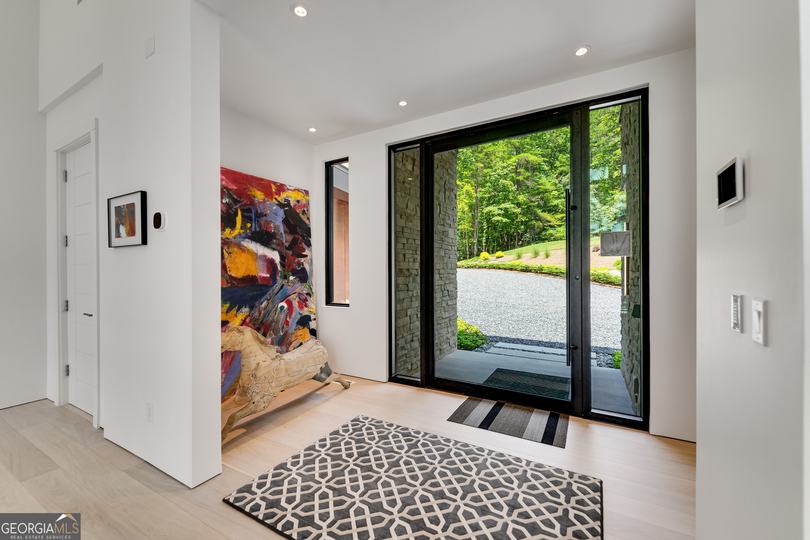 565 Wildflower Cir, Clarkesville, GA - Image #5