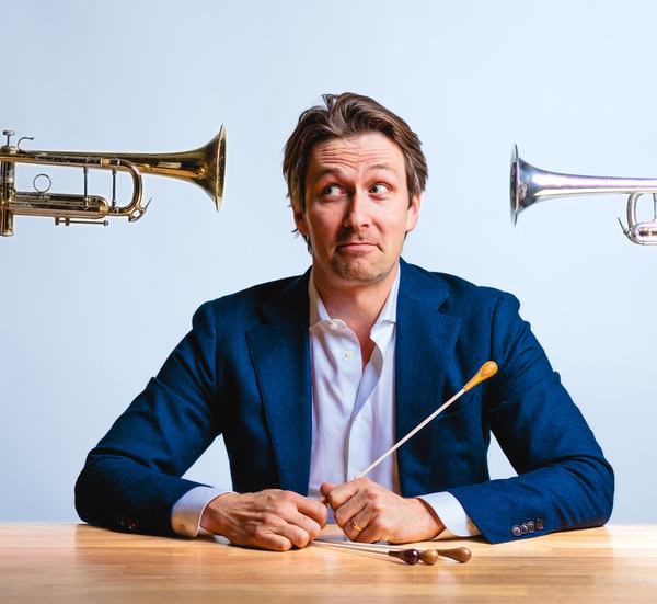 Associate Conductor | Brad Hogarth