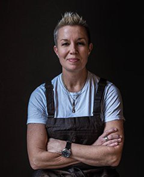 Image of Elizabeth Falkner